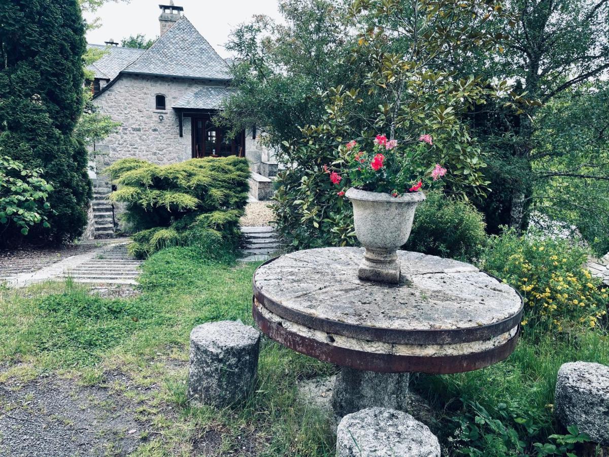 La Maison De Mon Pere Le Nayrac Zewnętrze zdjęcie